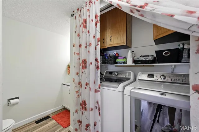 $259,900 | 5527 Pierre Court, St. Louis, MO 63128