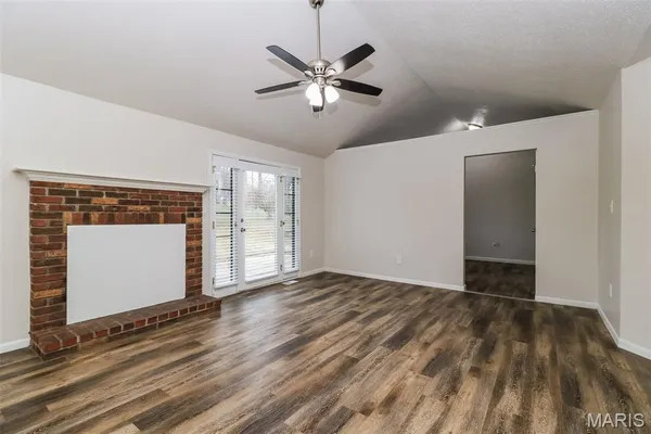 $1,870 | 11625 Latonka Trail, Florissant, MO 63033