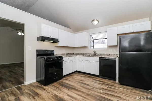 $1,870 | 11625 Latonka Trail, Florissant, MO 63033