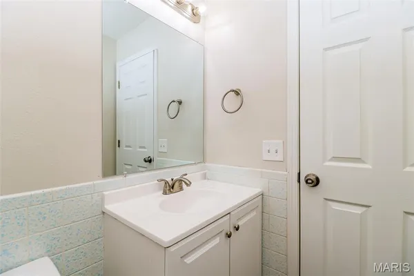 $1,870 | 11625 Latonka Trail, Florissant, MO 63033