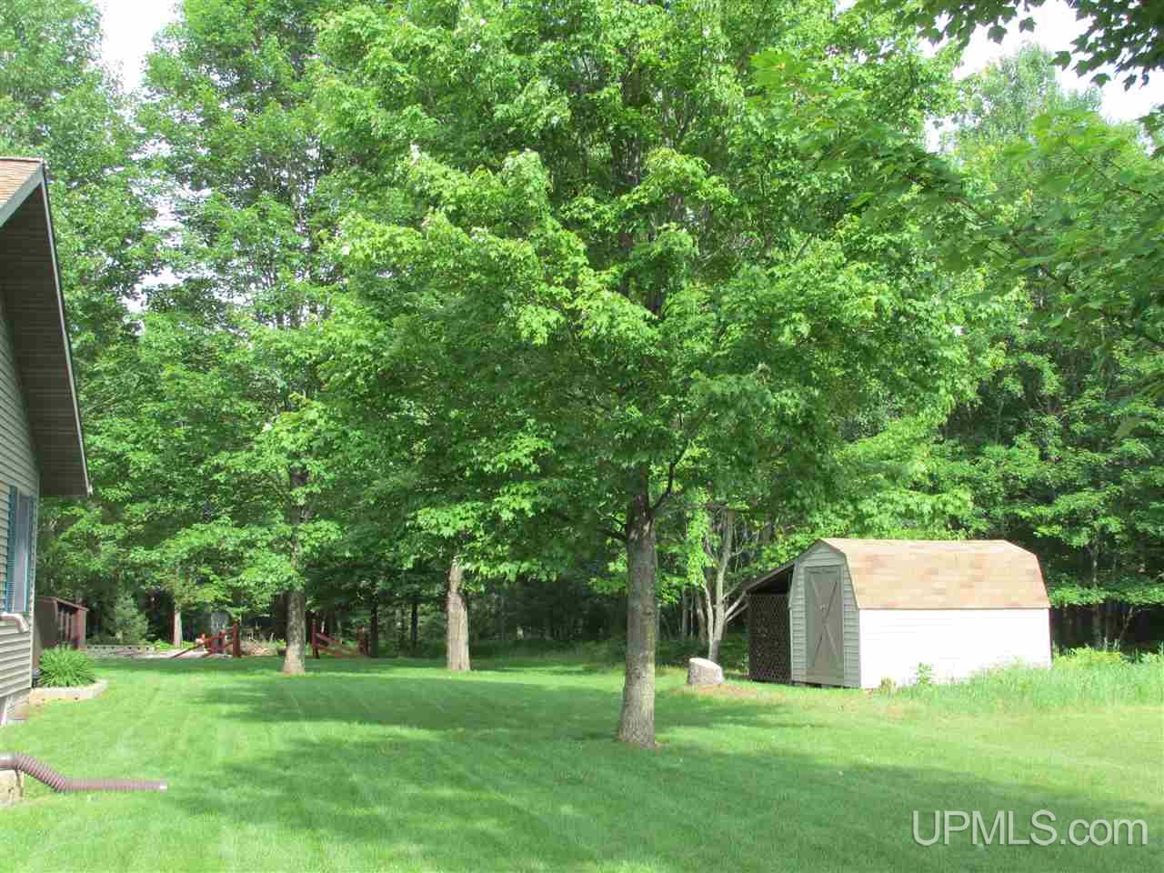 6988 L 5 Escanaba, MI 49829 - Photo 36 of 39