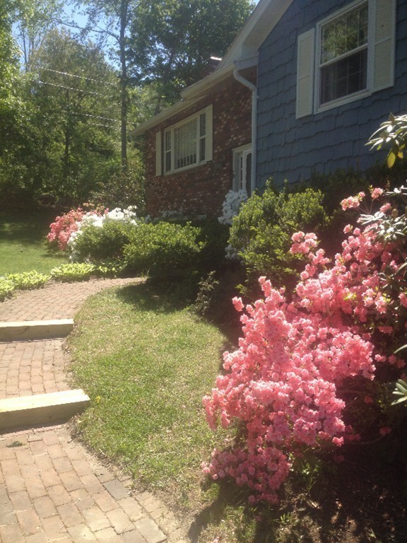 6 Fletcher Street Maynard, MA 01754 - Photo 3 of 17 Gallery Image 3
