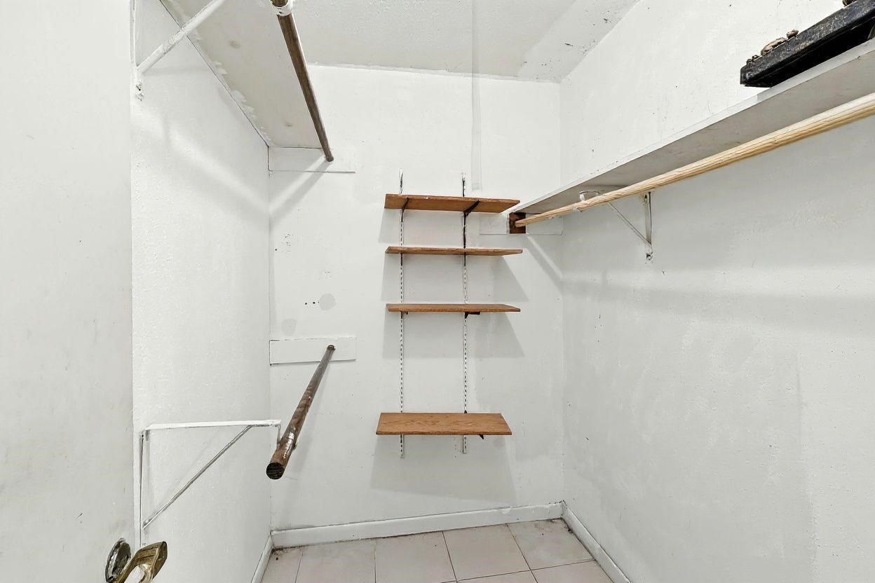 6911 Silver Star Drive Houston, TX 77086 - Photo 13 of 15 a view of entryway