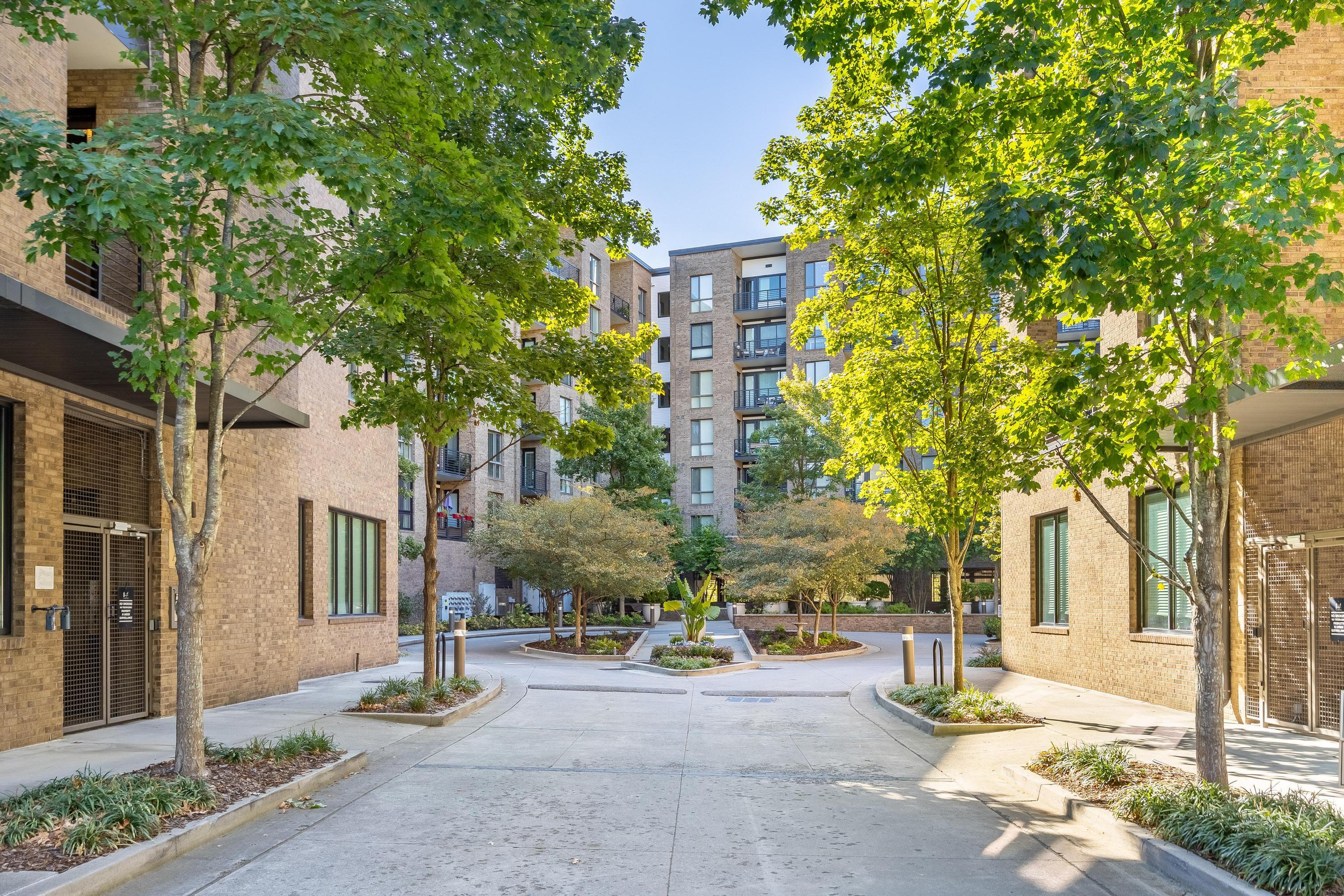 200 Manufacturers Road, Unit 339 Chattanooga, TN 37405 - Photo 2 of 62 2024_10_October_200_Manufacturers_Rd_Uni