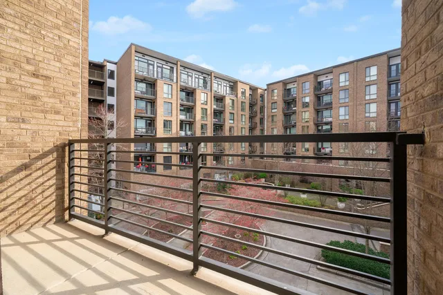 $525,000 | 200 Manufacturers Road, Unit 339, Chattanooga, TN 37405