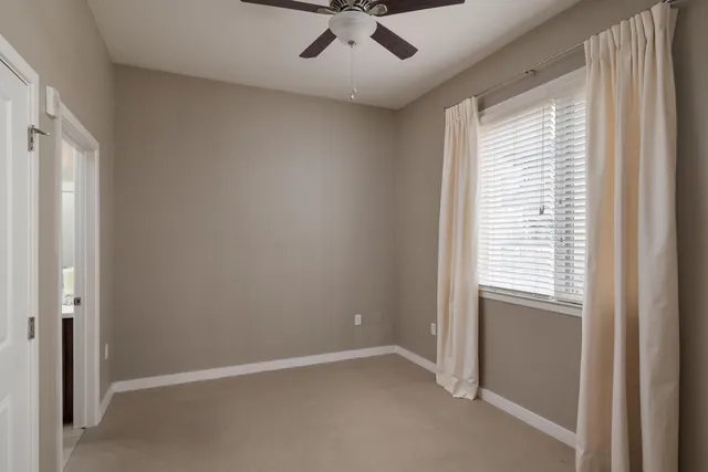 $525,000 | 200 Manufacturers Road, Unit 339, Chattanooga, TN 37405