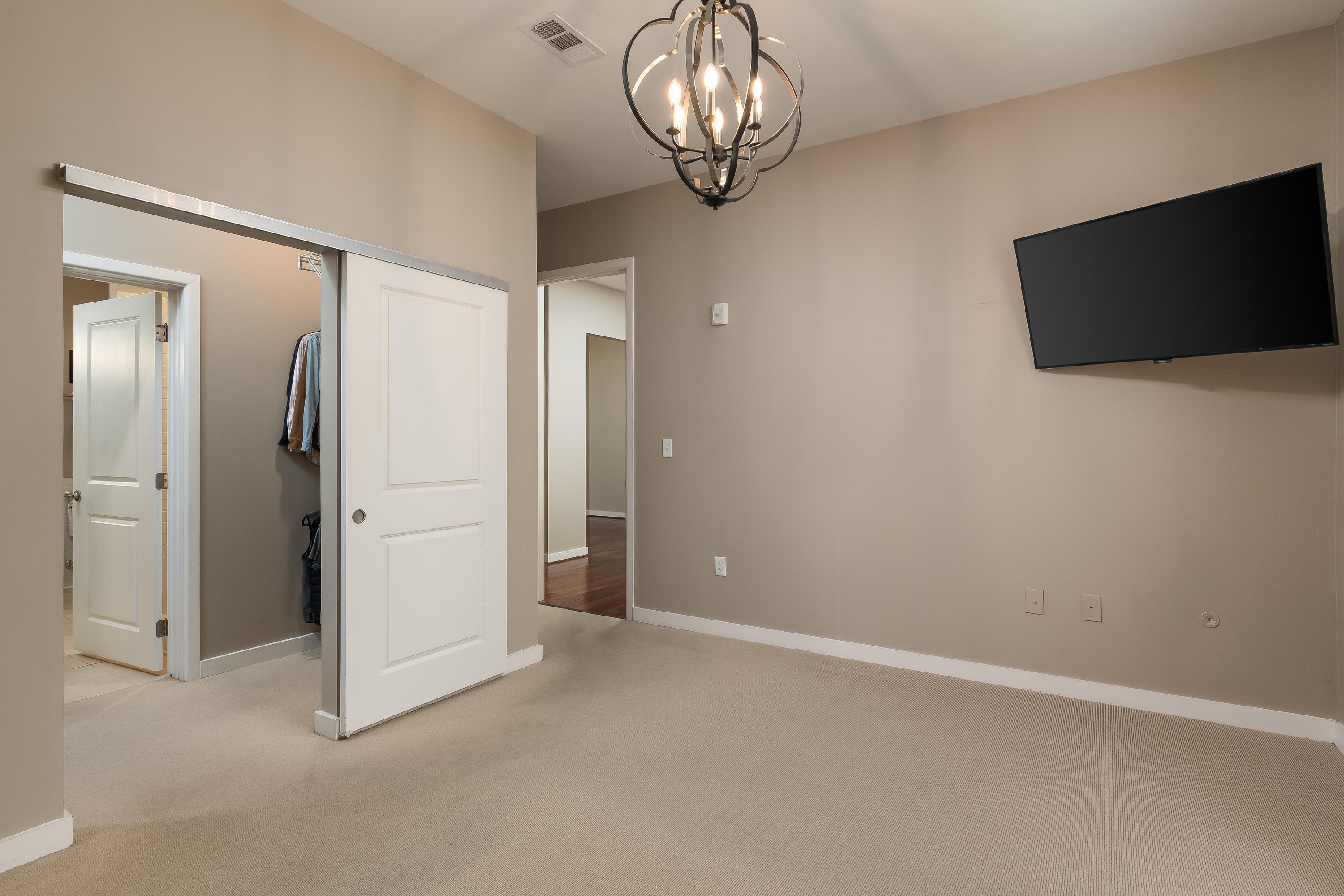 200 Manufacturers Road, Unit 339 Chattanooga, TN 37405 - Photo 29 of 62 2026_01_January_200_Manufacturers_Rd_Uni