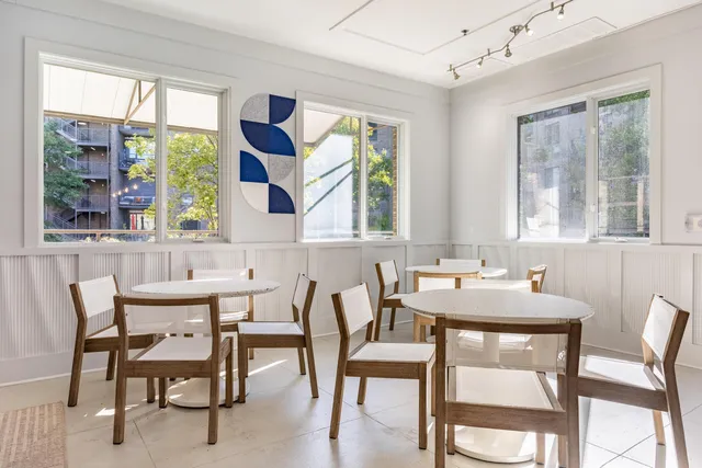 $525,000 | 200 Manufacturers Road, Unit 339, Chattanooga, TN 37405