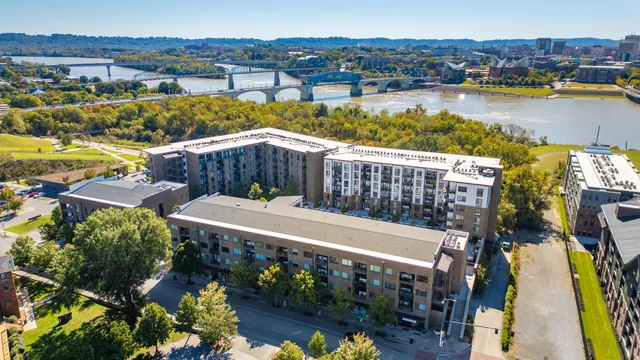 $525,000 | 200 Manufacturers Road, Unit 339, Chattanooga, TN 37405