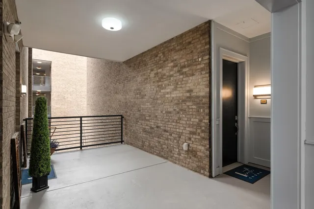 $525,000 | 200 Manufacturers Road, Unit 339, Chattanooga, TN 37405