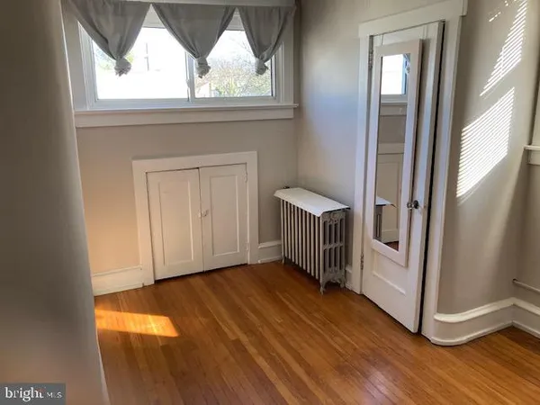 $1,395 | 23 East Greenwood Avenue, Oaklyn, NJ 08107