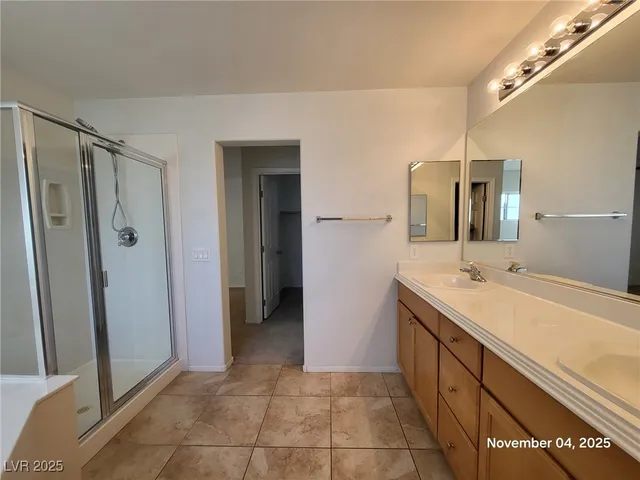 $2,150 | 6147 Pine Banks Court, Las Vegas, NV 89141