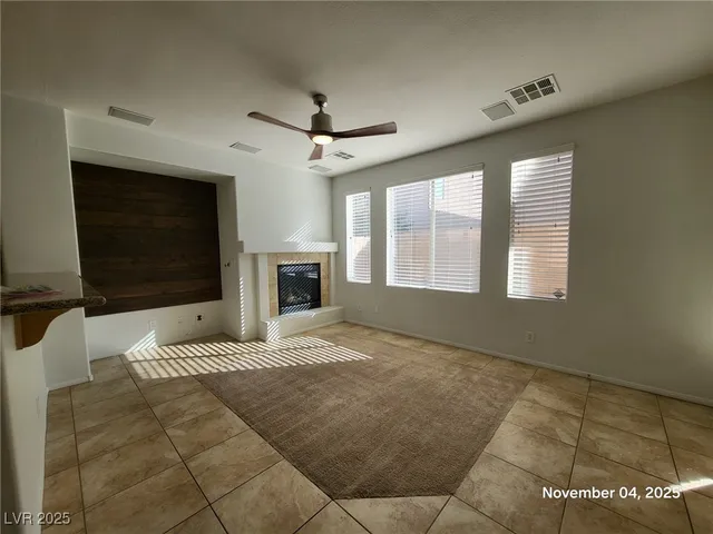 $2,150 | 6147 Pine Banks Court, Las Vegas, NV 89141