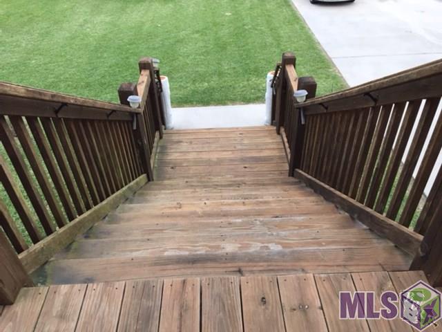 1655 Bayou Dularge Road Theriot, LA 70397 - Photo 38 of 43 front stairway