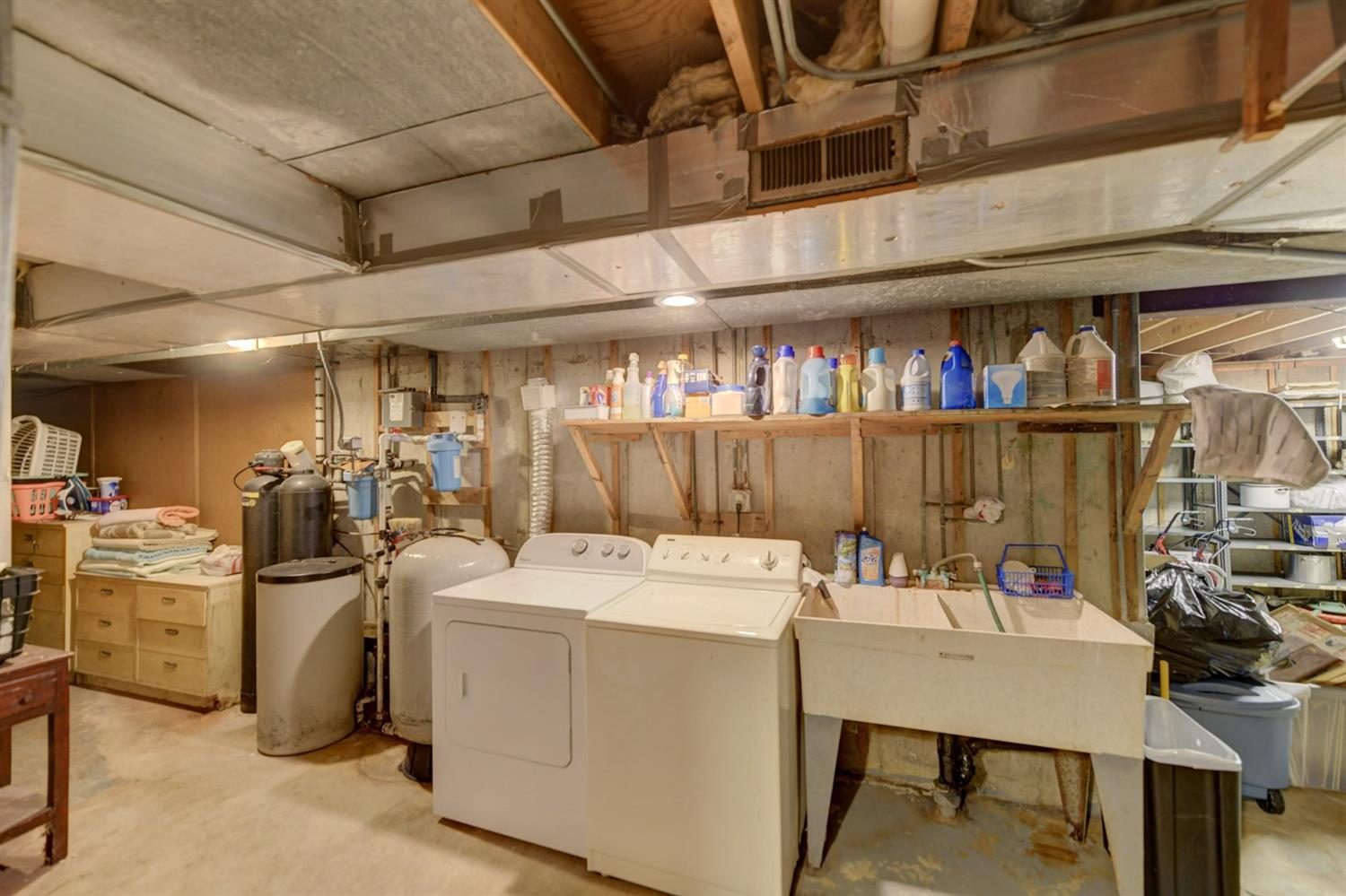 13714 Delaware Street Crown Point, IN 46307 - Photo 38 of 62 1500x999