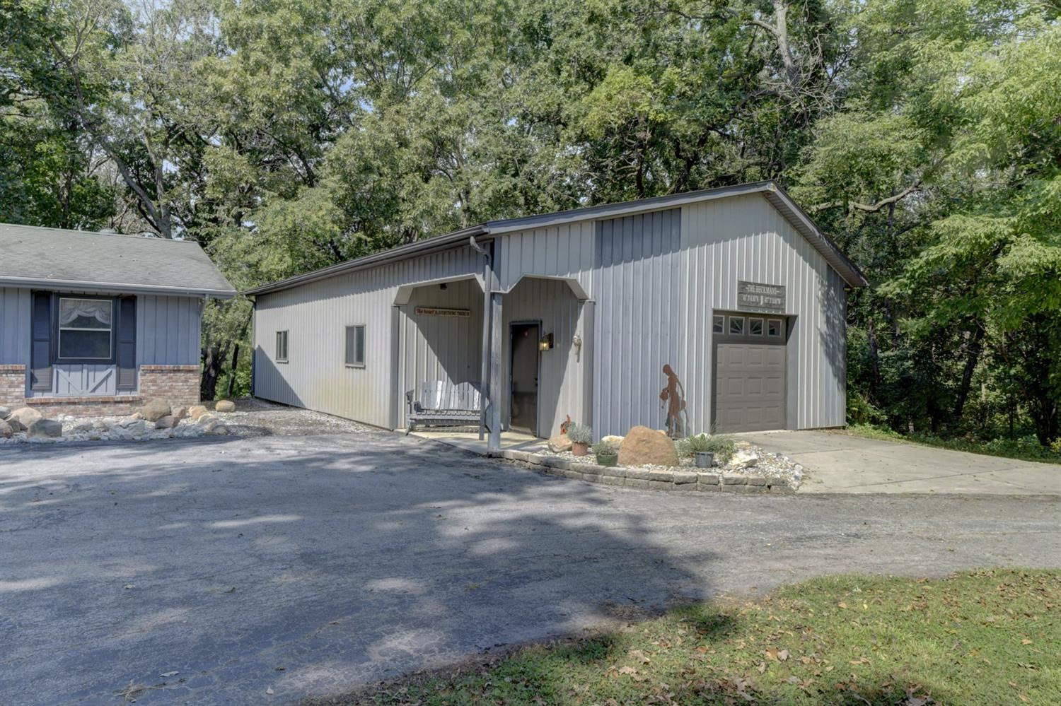 13714 Delaware Street Crown Point, IN 46307 - Photo 55 of 62 1500x999