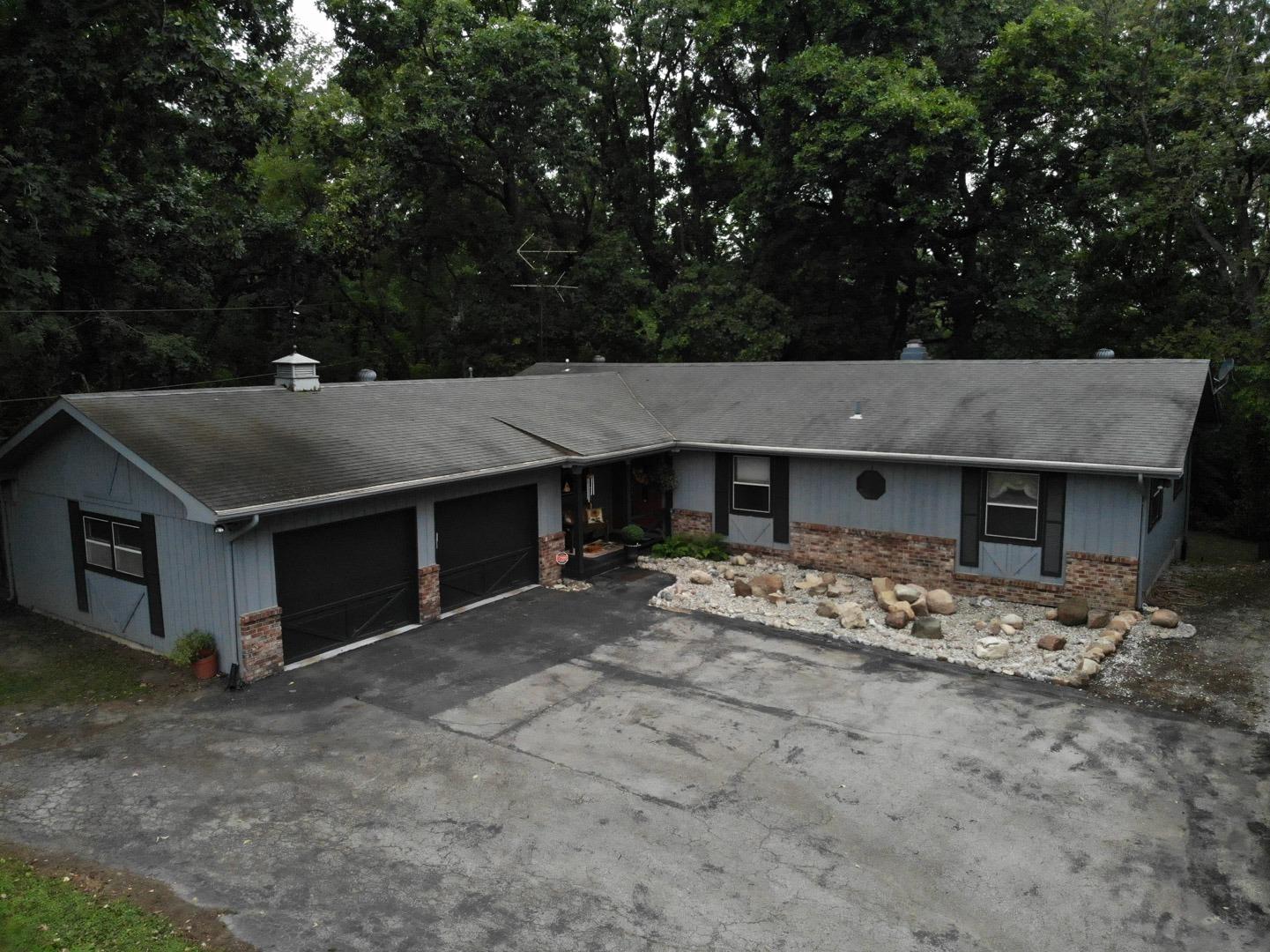 13714 Delaware Street Crown Point, IN 46307 - Photo 10 of 62 1441x1080