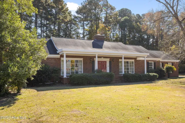 $247,500 | 3591 Hillcrest Drive, Farmville, NC 27828