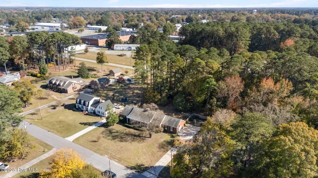 $247,500 | 3591 Hillcrest Drive, Farmville, NC 27828