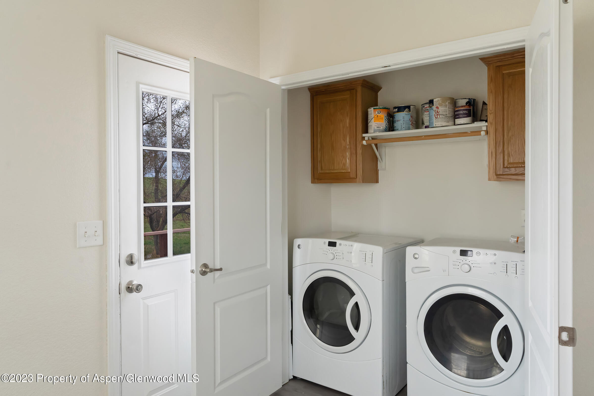 378 Sunset Drive Craig, CO 81625 - Photo 17 of 22 a view of livingroom with washer and dryer