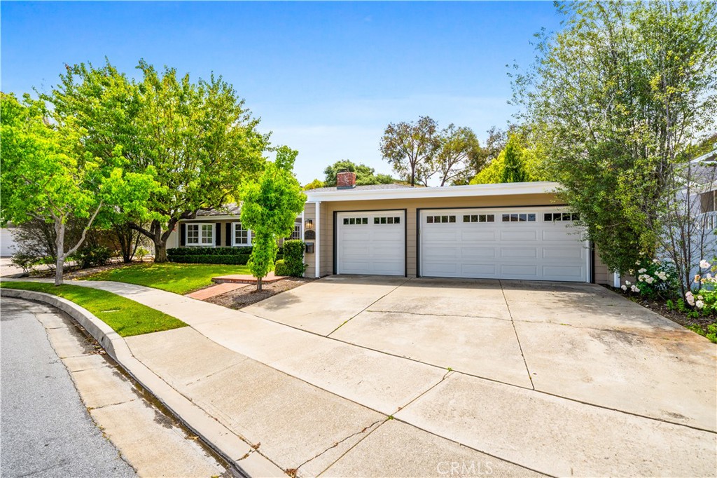 6286 Sierra Siena Road Irvine, CA 92603 - Photo 3 of 47