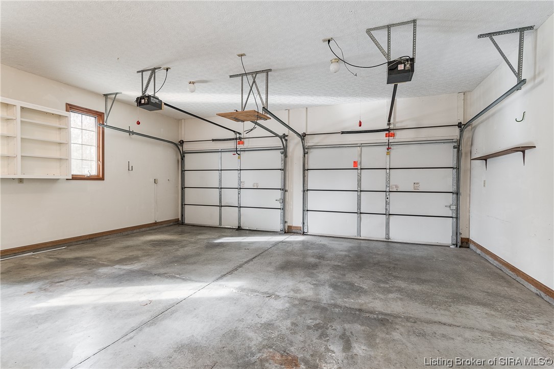 2424 Spickert Knob Road Floyds Knobs, IN 47119 - Photo 17 of 41