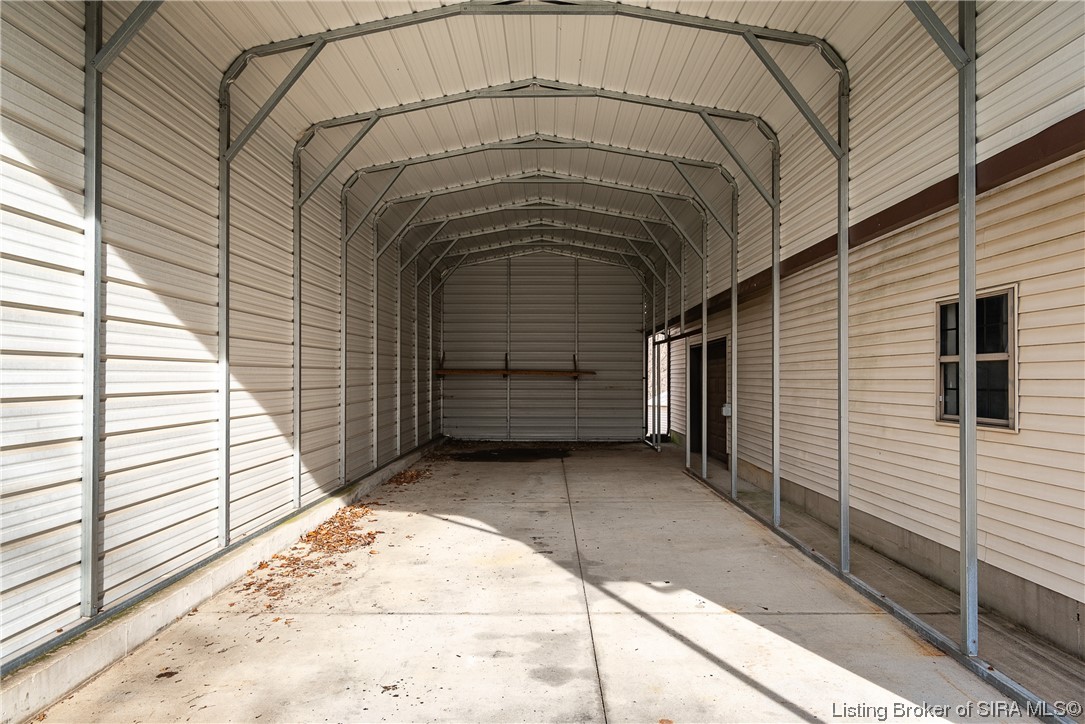 2424 Spickert Knob Road Floyds Knobs, IN 47119 - Photo 34 of 41