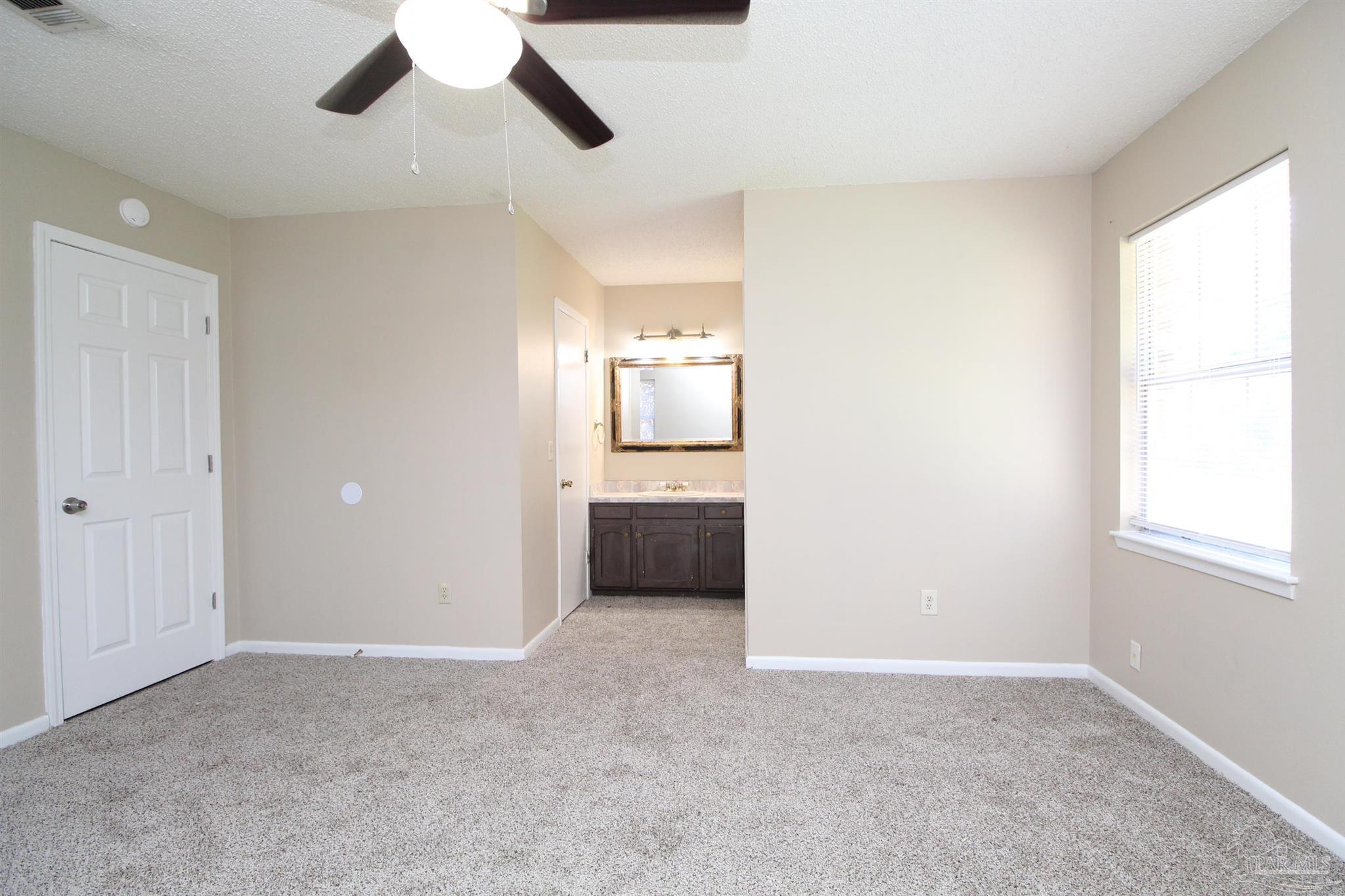 6059 Anderson Lane Milton, FL 32570 - Photo 10 of 25
