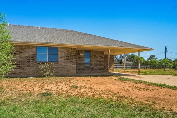 $1,800 | 2333 North Danville Drive, Abilene, TX 79603