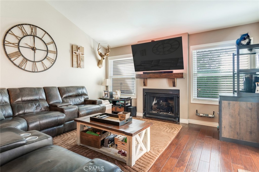 1182 Mountain Gate Road Upland, CA 91786 - Photo 6 of 25 What a great space!