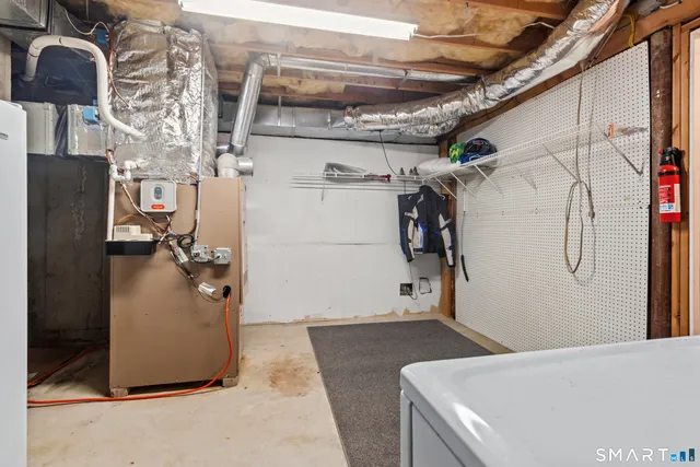 $410,000 | 19 Highwood Circle, Unit 19, Colchester, CT 06415