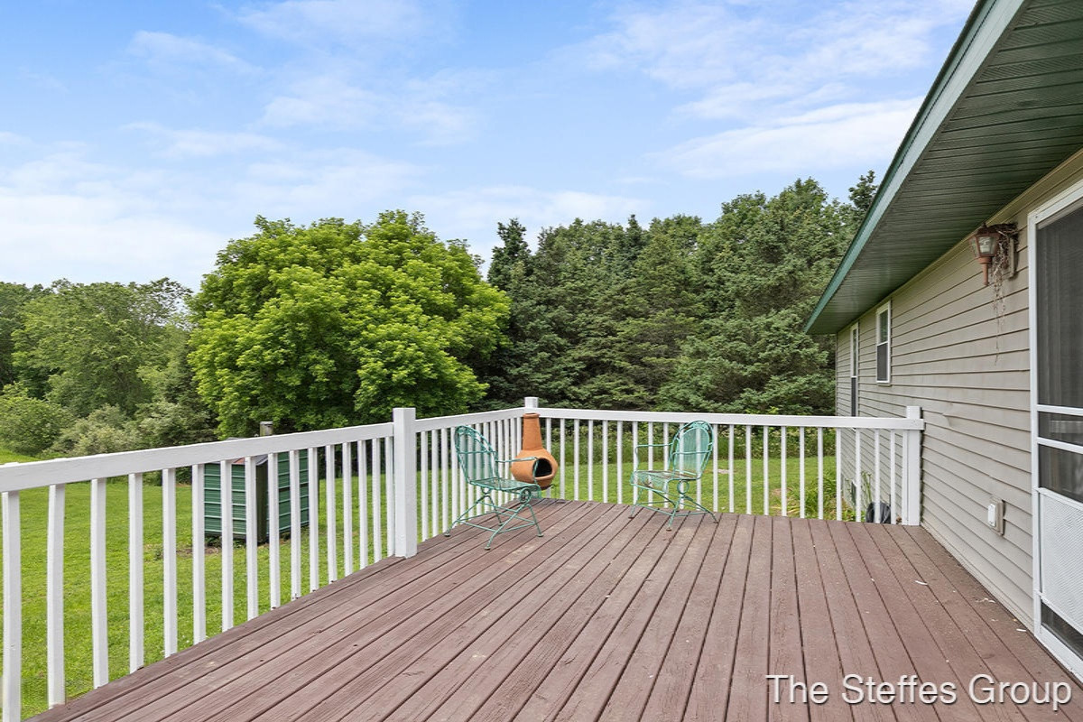 1160 Carlson Road Southwest Stanton, MI 48888 - Photo 7 of 32 IMG_1031