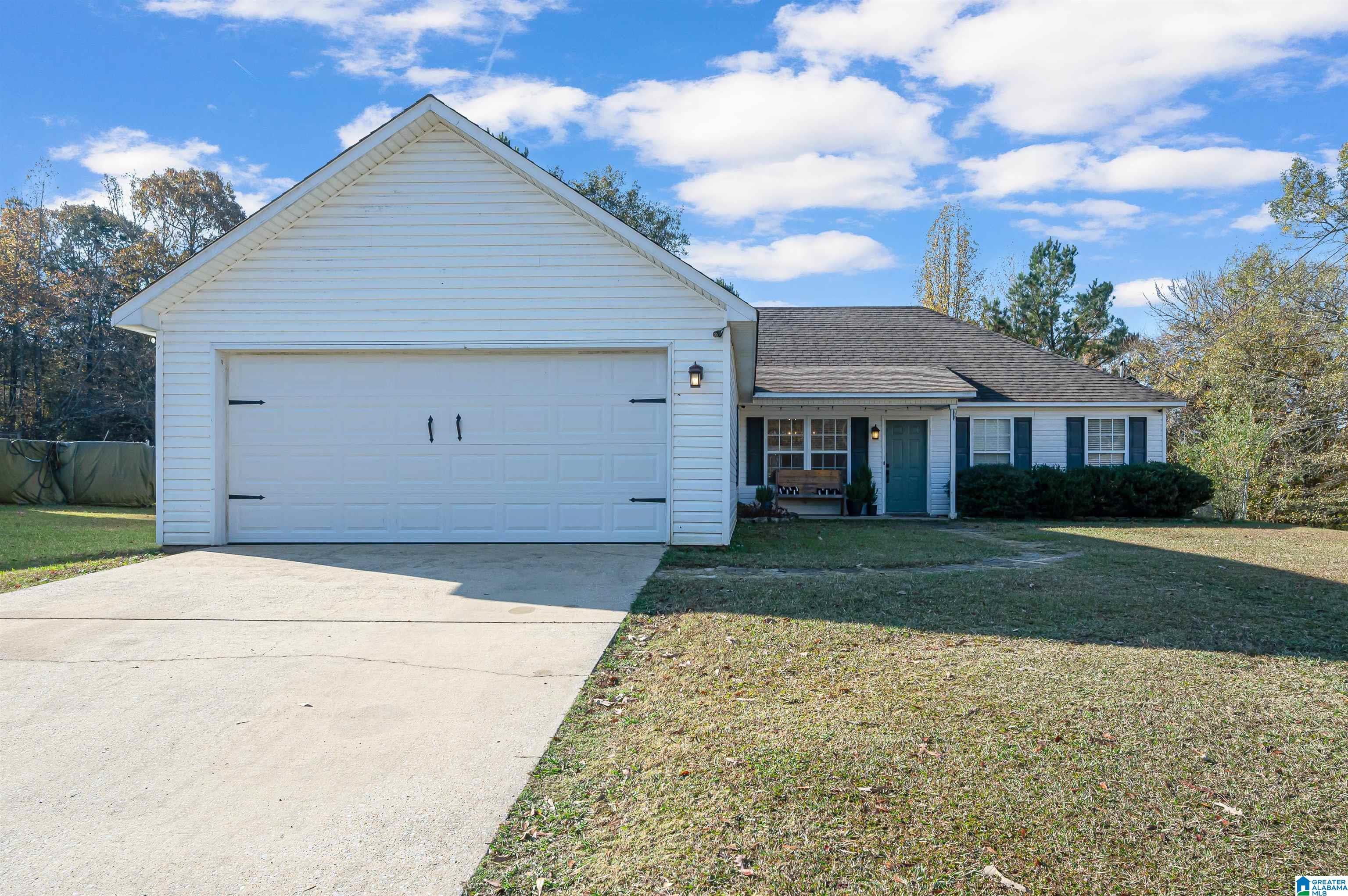 20928 Walnut Lane Vance, AL 35490 - Photo 2 of 27