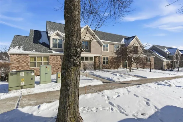 $300,000 | 3029 Stratton Way, Madison, WI 53719