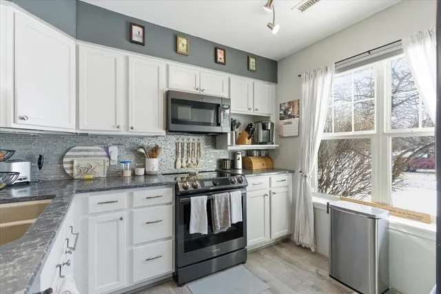 $300,000 | 3029 Stratton Way, Madison, WI 53719