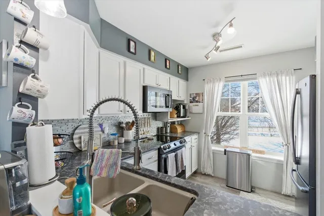 $300,000 | 3029 Stratton Way, Madison, WI 53719