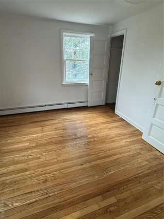 $2,950 | 28 A Chestnut Street, Unit A, Greenvale, NY 11548