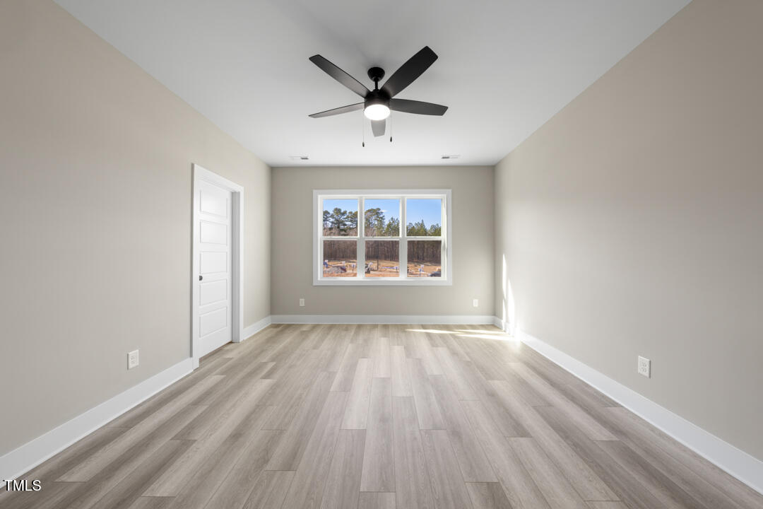 2121 Titanium Rock Road Durham, NC 27704 - Photo 5 of 16 DSC09063