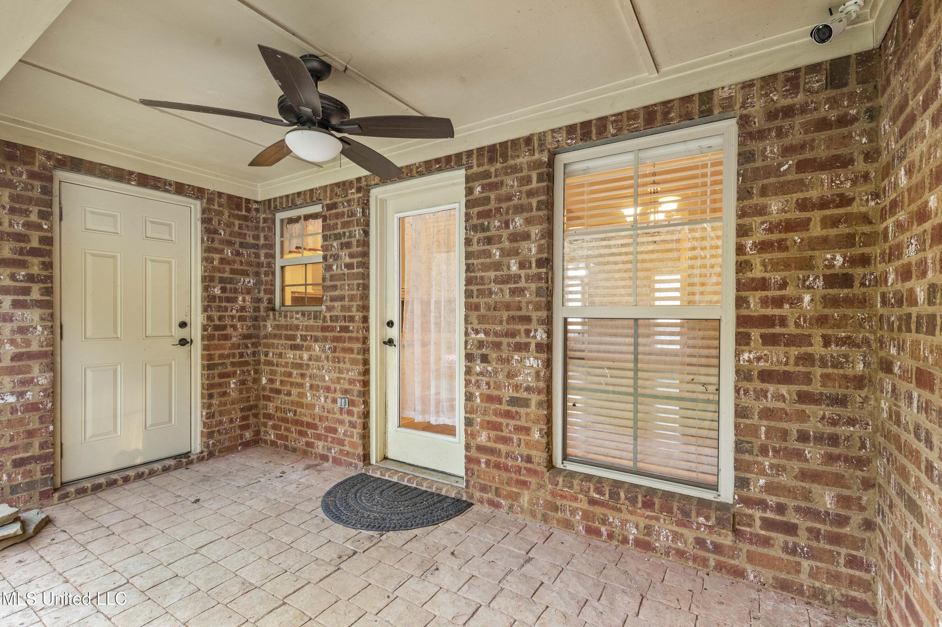 116 Greenfield Ridge Drive Brandon, MS 39042 - Photo 28 of 32 116 Greenfield-37