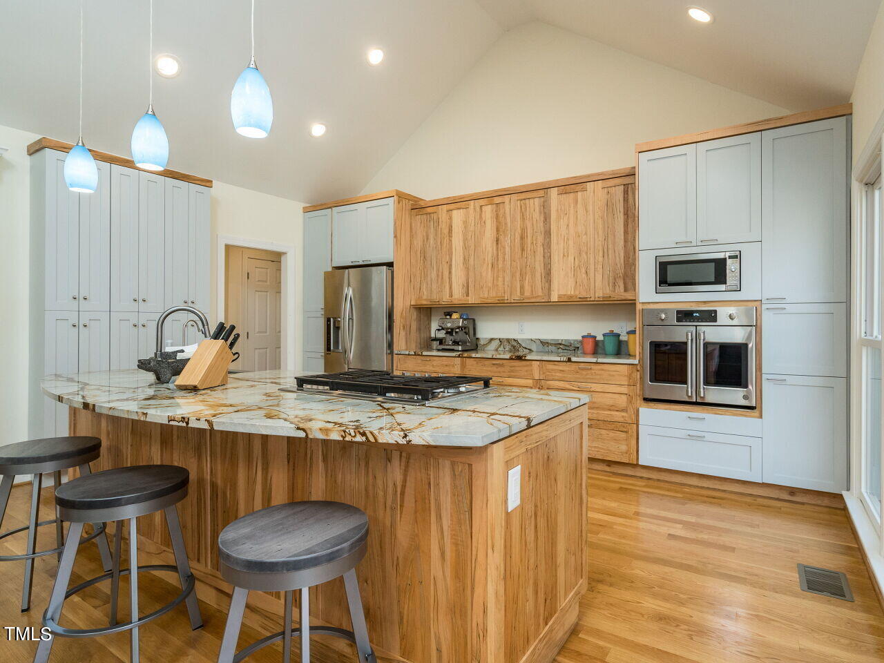 1048 Shadywood Lane Raleigh, NC 27603 - Photo 12 of 35 012-1280x960-kitchen
