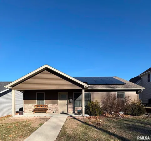 $249,900 | 2035 Chestnut Street, Quincy, IL 62301