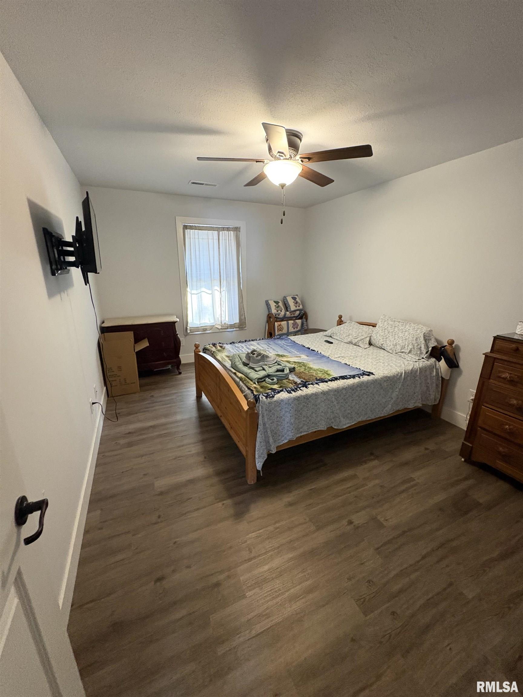 2035 Chestnut Street Quincy, IL 62301 - Photo 10 of 14