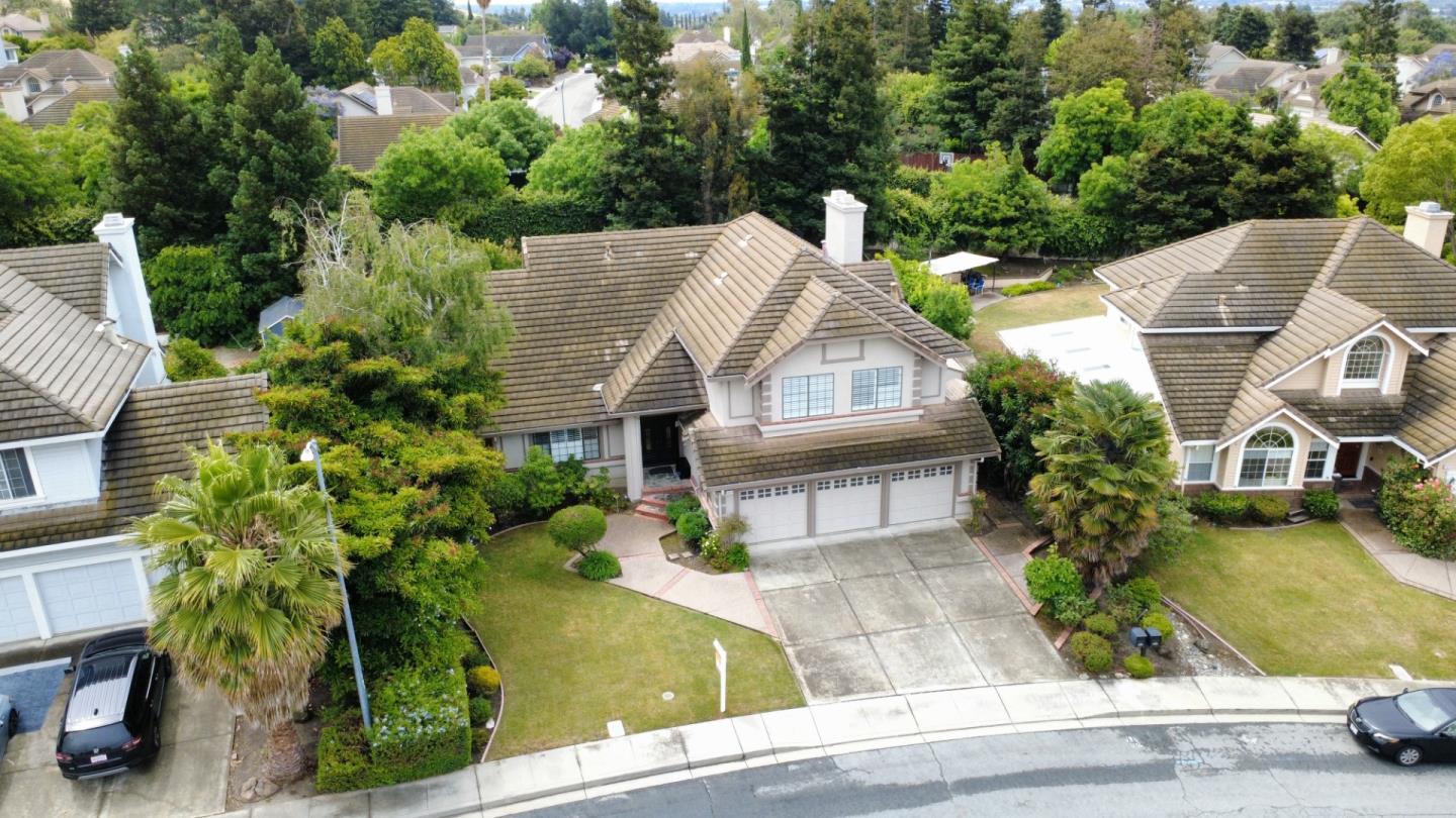 1814 Kern Loop Fremont, CA 94539 - Photo 3 of 33