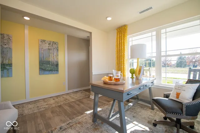 $300,900 | 11280 North Greenthread Drive, Monrovia, IN 46157