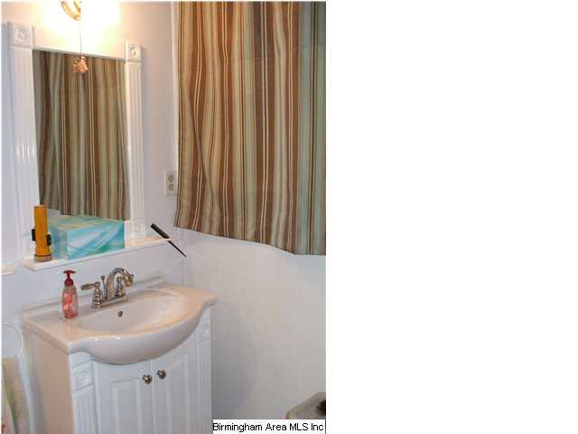 916 Fulton Avenue Birmingham, AL 35217 - Photo 13 of 21