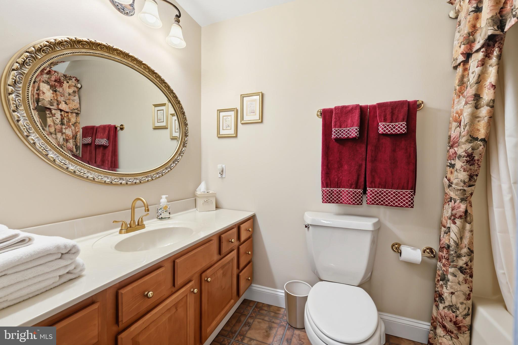 8466 Aveley Farm Road Easton, MD 21601 - Photo 44 of 64 BR2 Private bath
