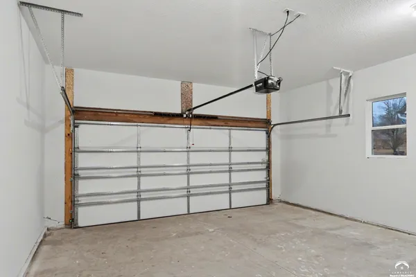 $386,900 | 1228 Walnut Street, Eudora, KS 66025