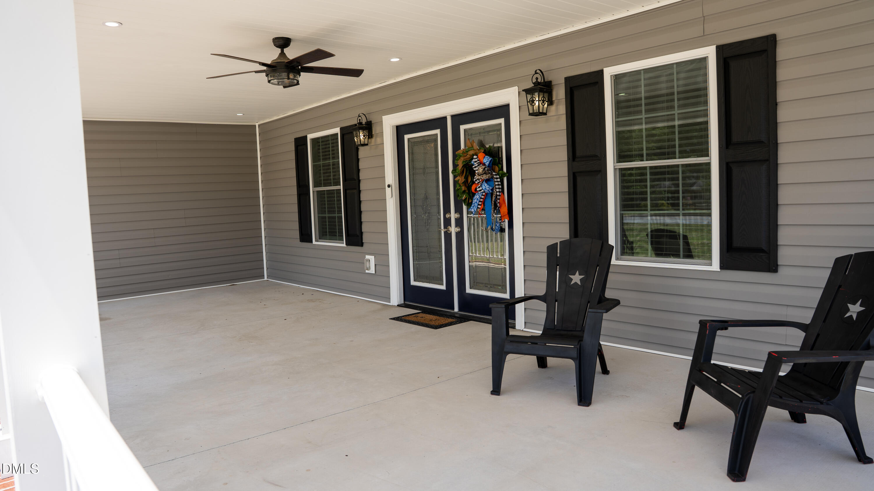 730 NW Boulevard Clinton, NC 28328 - Photo 8 of 68 MUST HAVE front porch!