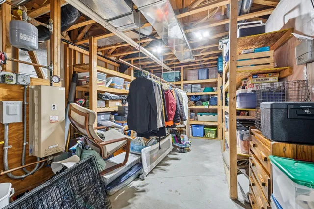 $825,000 | 4757 South Lake Sarah Drive, Maple Plain, MN 55359