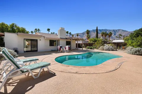 $625,000 | 1370 East Gem Circle, Palm Springs, CA 92262